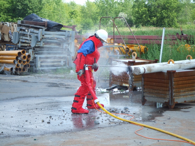 高壓水射流破碎混凝土的應用