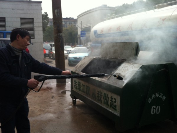  市政環(huán)衛(wèi)高壓清洗機(jī)行業(yè)